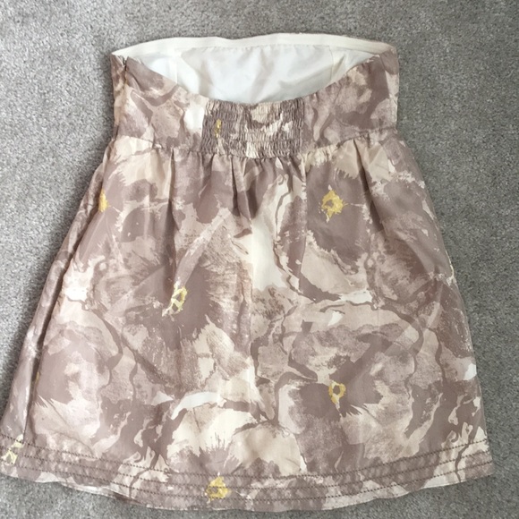 NWOT Banana Republic silk strapless top - Picture 2 of 8